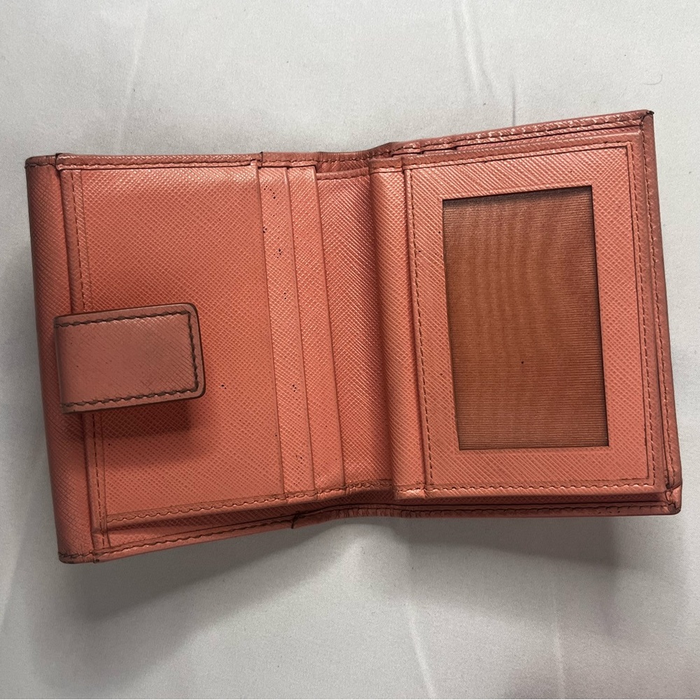 Ferragamo blush pink wallet - Picture 2 of 8